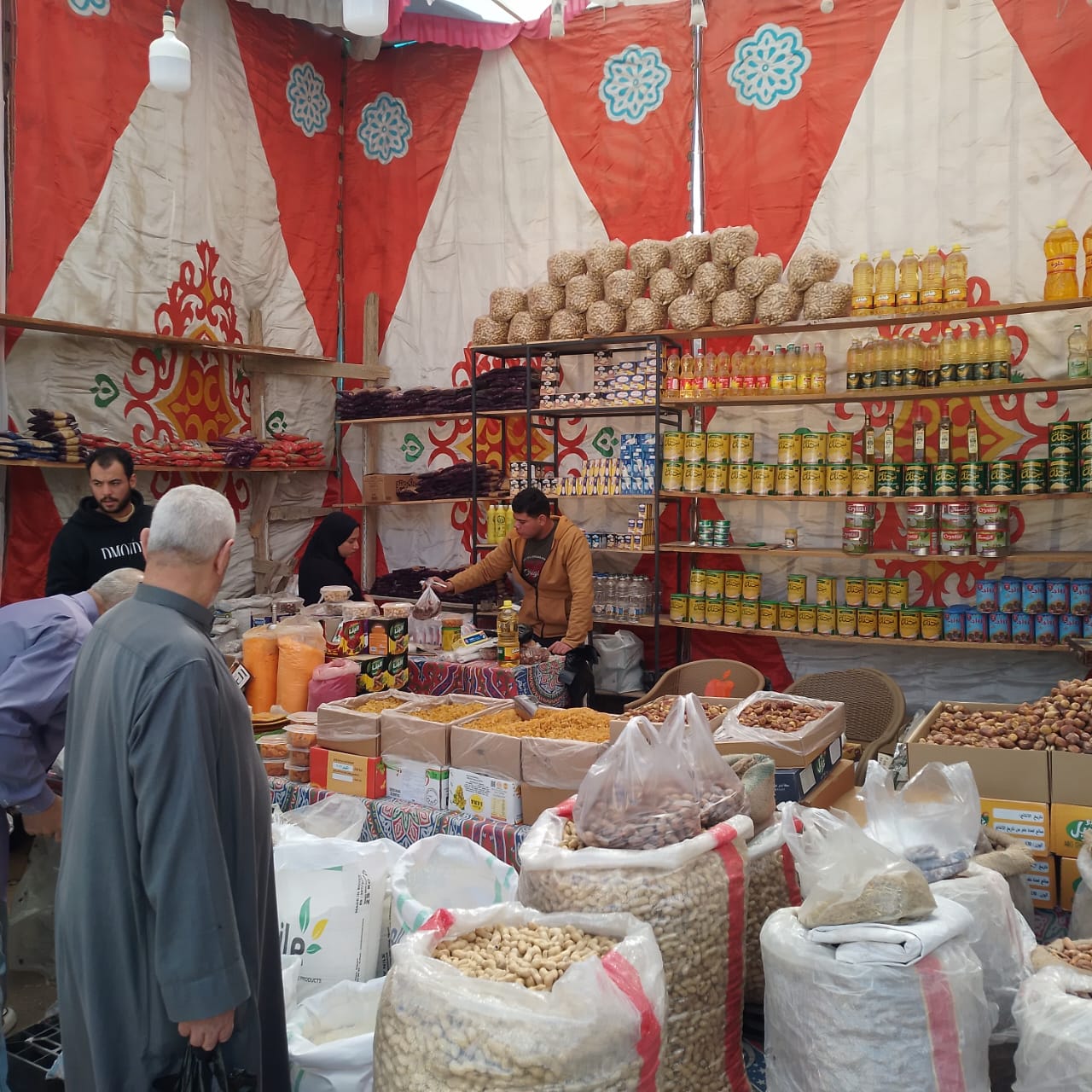 معرض «أهلا رمضان» بمدينة ابو حماد