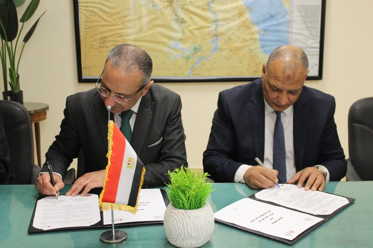 توقيع بروتوكول تعاون بين جهاز تنمية التجارة الداخلية والغرفة التجارية