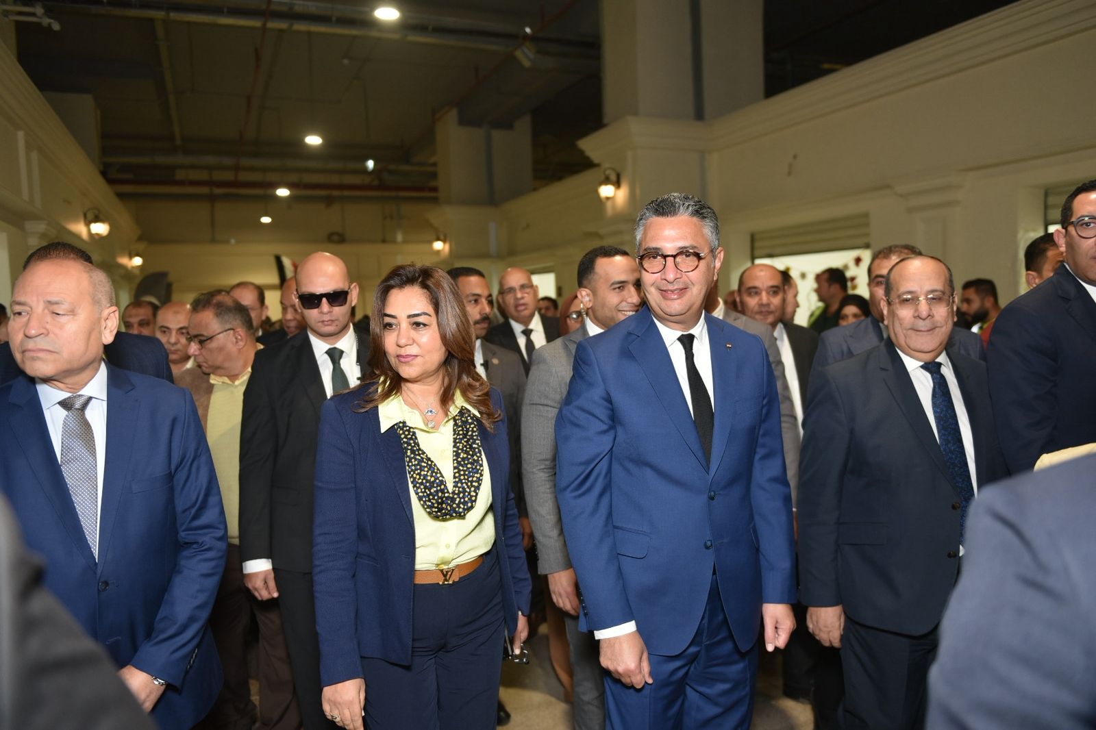 أفتتاح سوق ومعرض مستلزمات الأسرة والسلع الغذائية المخفضة بمنطقة السبتية