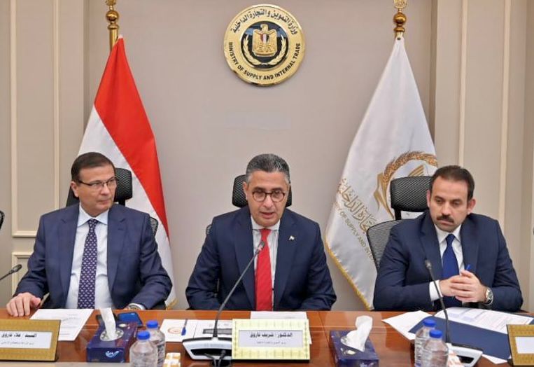 استيراد دواجن مجمدة وطرحها بالمنافذ قبل شهر رمضان