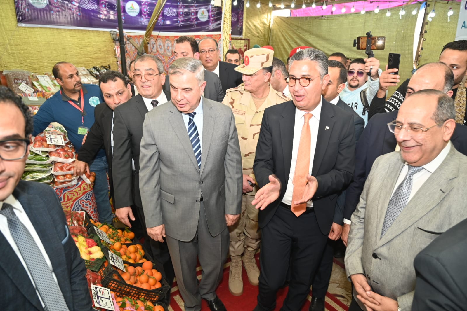 وزير التموين ومحافظ الإسكندرية يفتتحان عددًا من المشروعات التموينية بالمحافظة