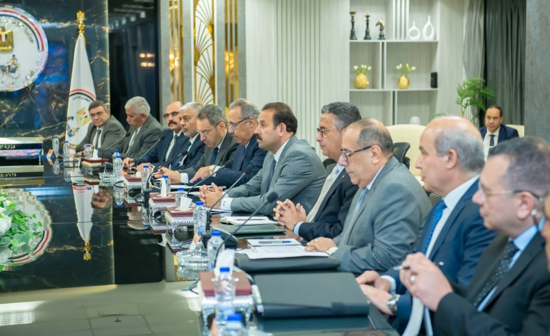 الإنتاج الحربي والتموين وجهاز مستقبل مصر يبحثون تعزيز التعاون لدعم المشروعات القومية وتعزيز الأمن الغذائي