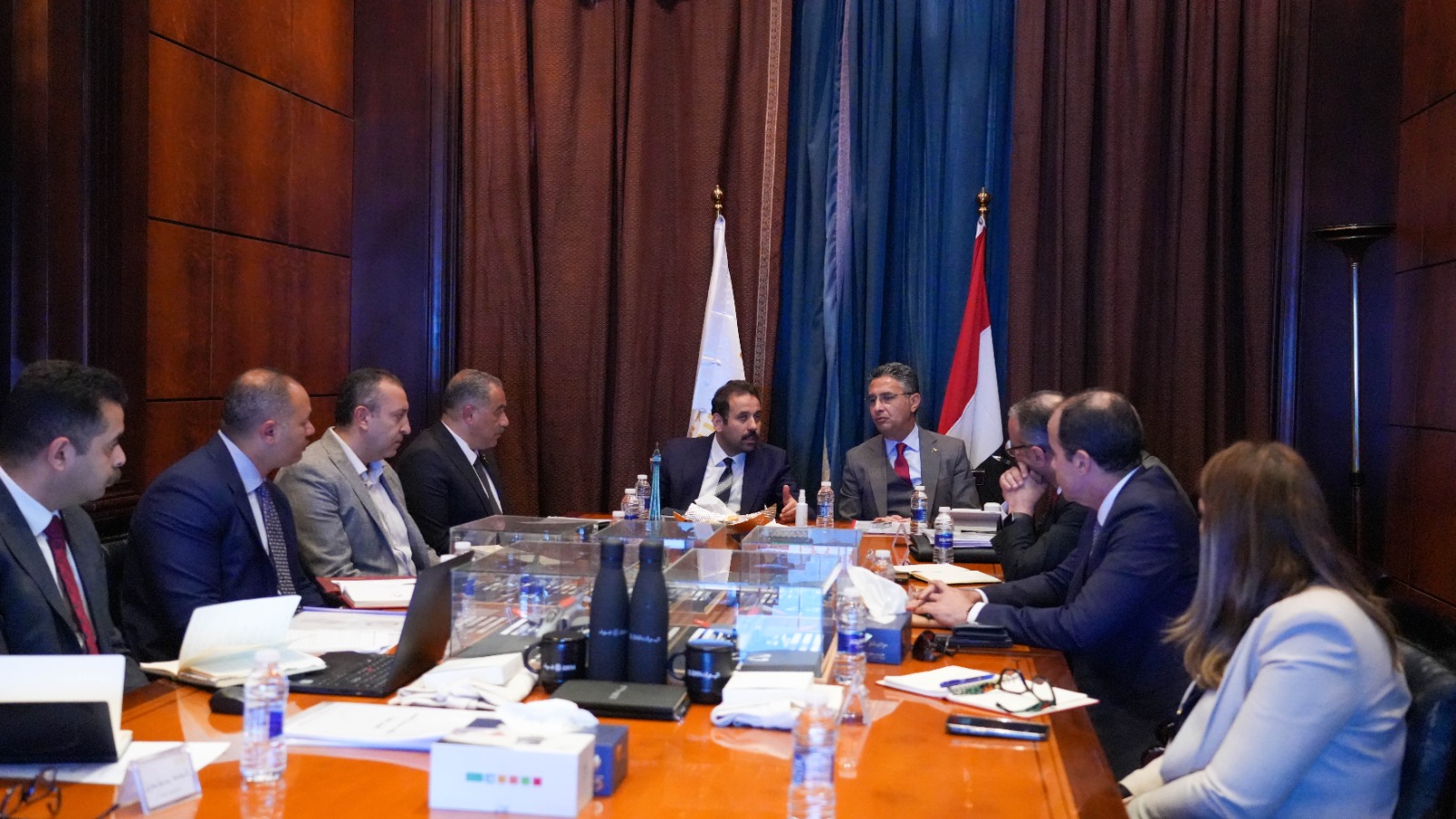 وزير التموين و رئيس جهاز مستقبل مصر للتنمية باجتماع موسّع