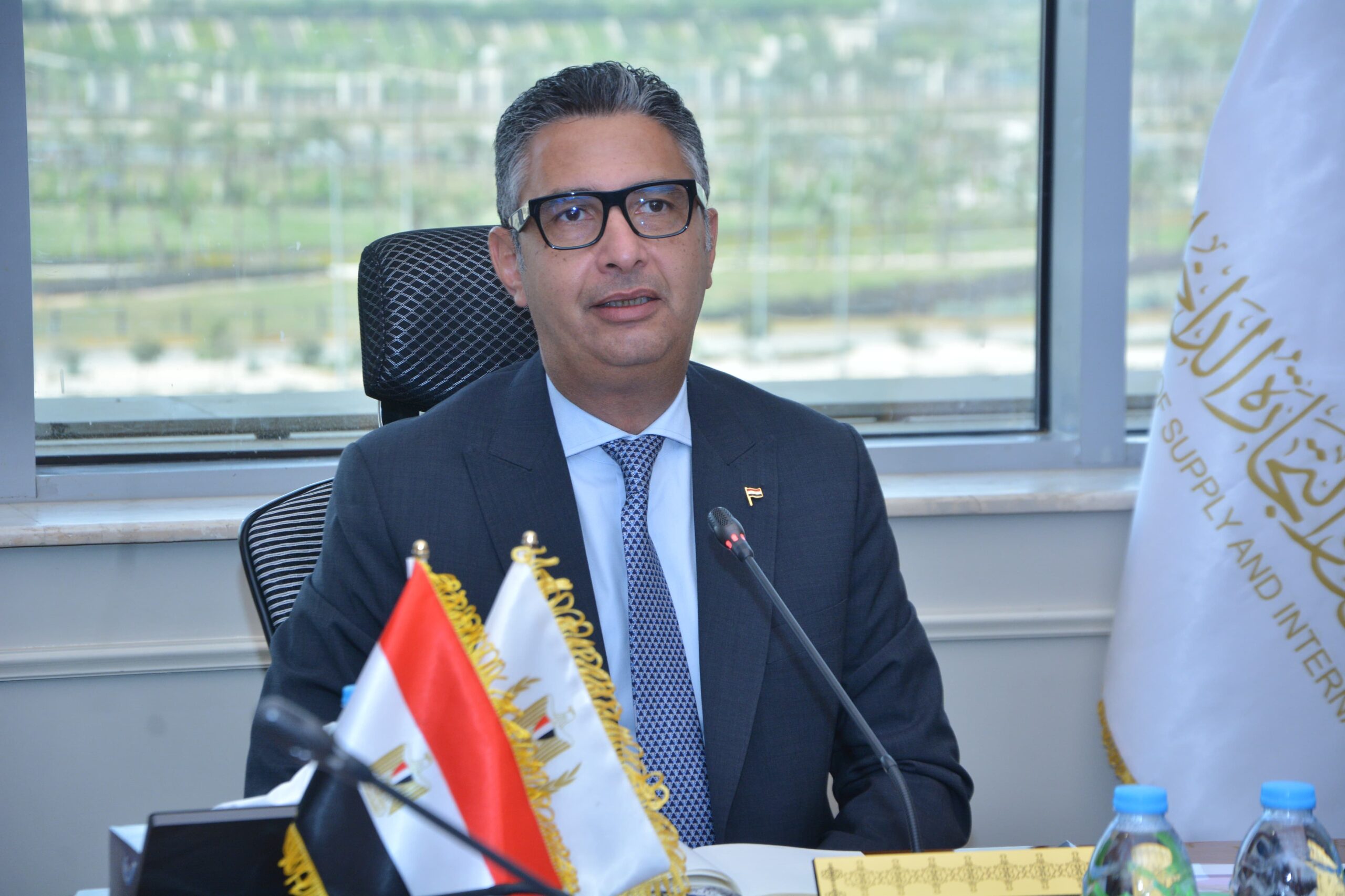 وزير التموين يؤكد انتظام صرف الخبز المدعم بصورة طبيعية وبكفاءة تامة